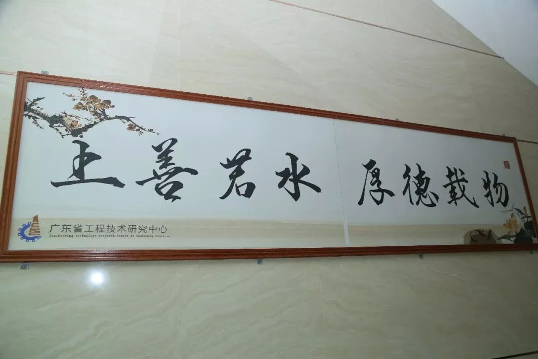 羞羞的网站免费观看陶瓷集團大規格瓷質薄板